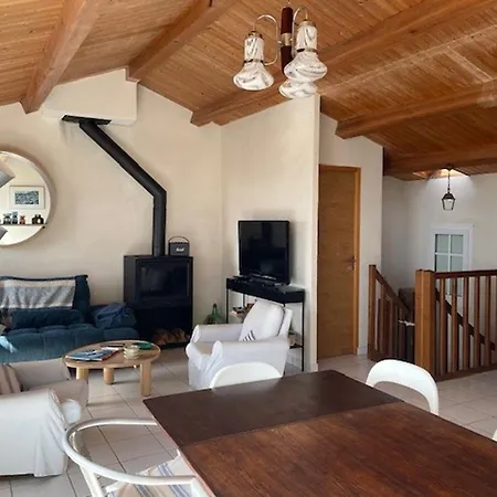 Holiday home Maison Vue A Noirmoutier, Proche Plage, 6 Pers. - Fr-1-823-137 *